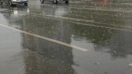 [图]好好的雨就突然下成了大大大大雪！