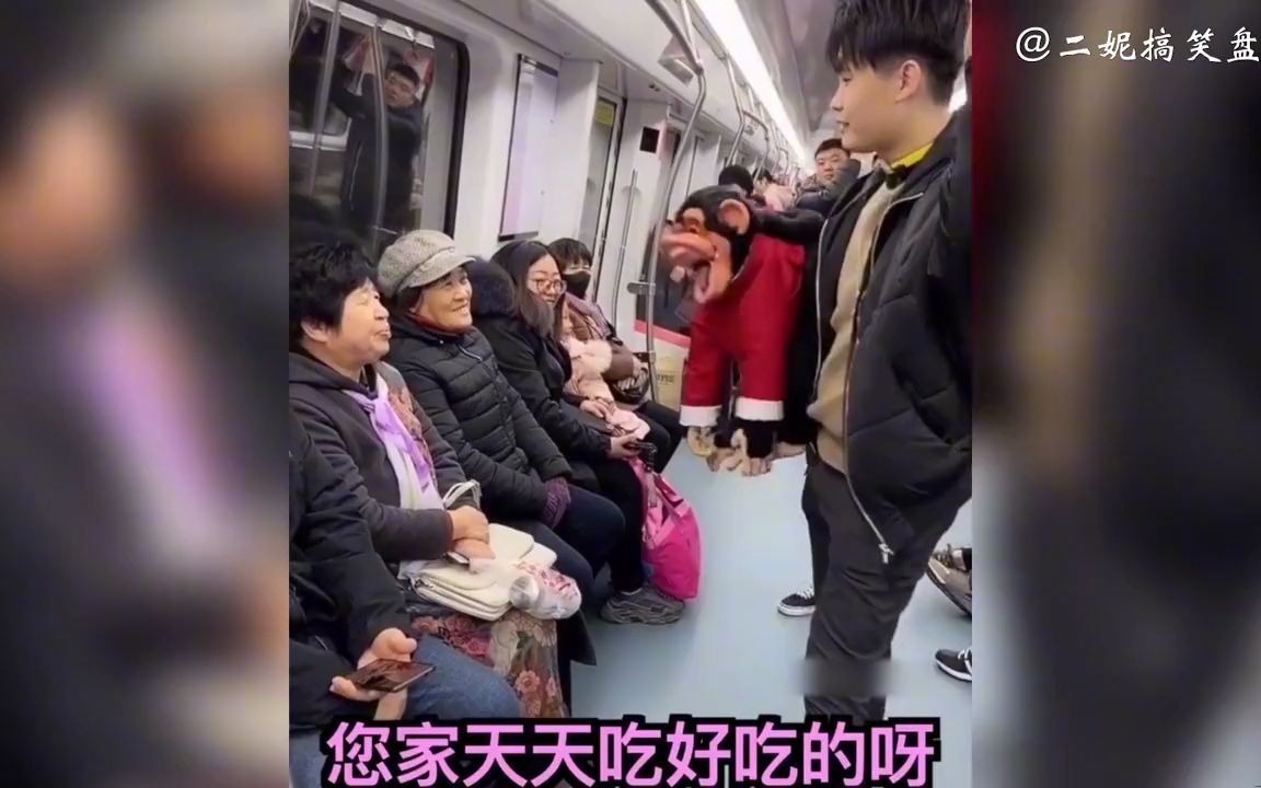 腹语师恶搞路人爆笑合集:迪老诗搭讪路人,用腹语疯狂撩妹