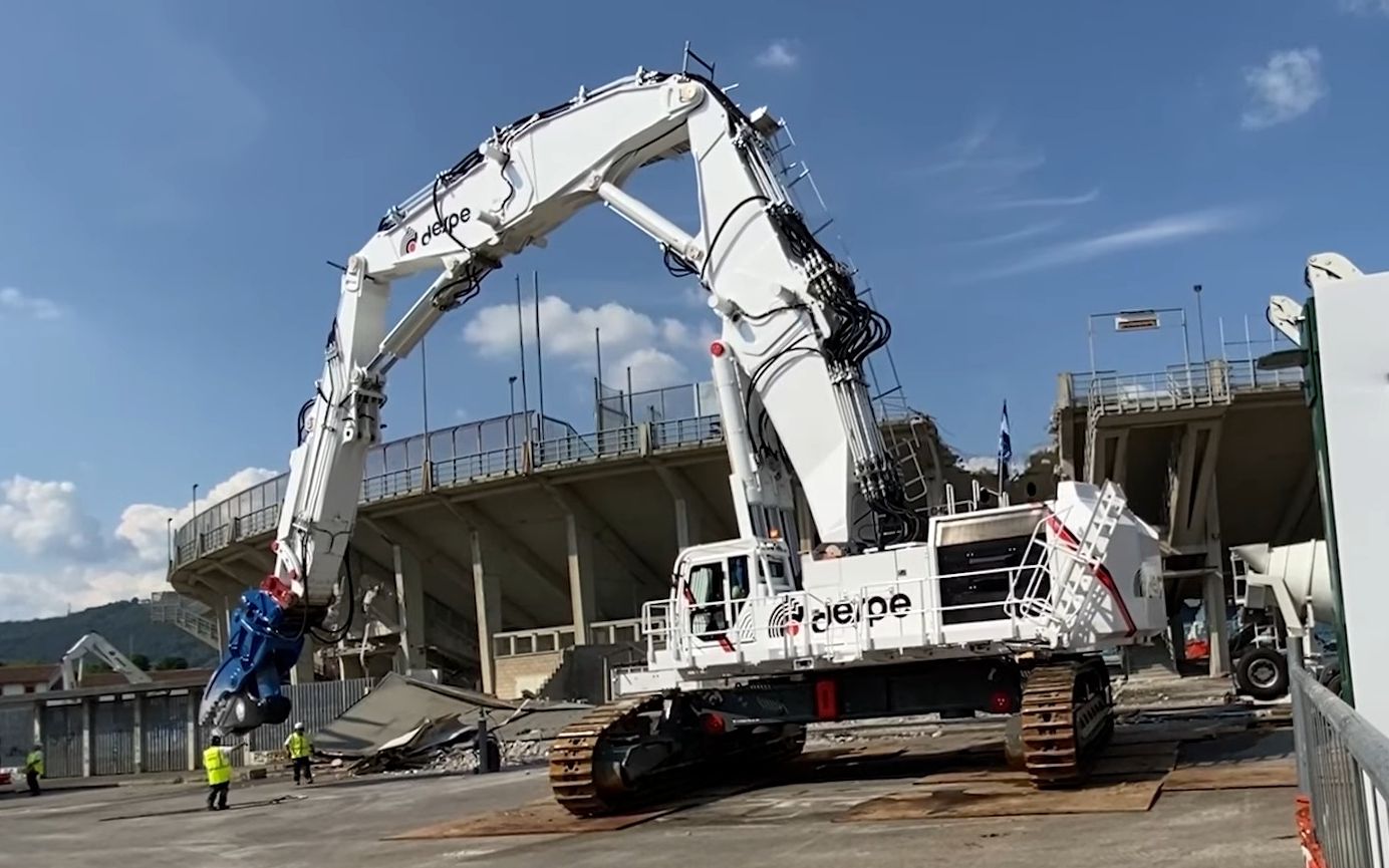 cat 6015b挖掘机操作展示