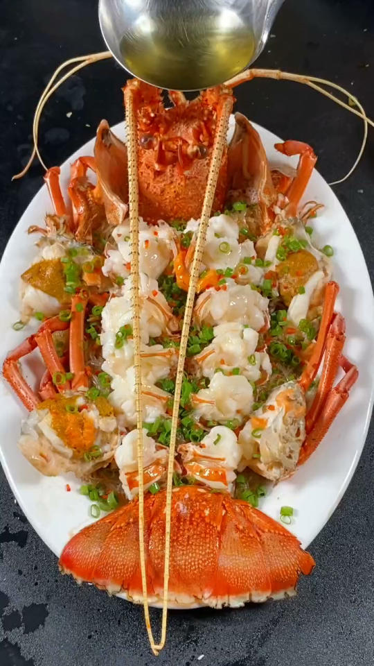 过年就爱红红火火#油爆大龙虾02