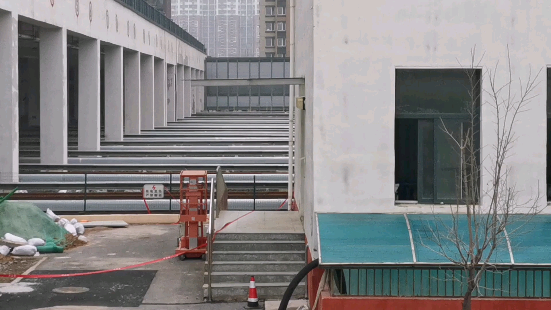 探秘北京地铁9号线郭公庄车辆段