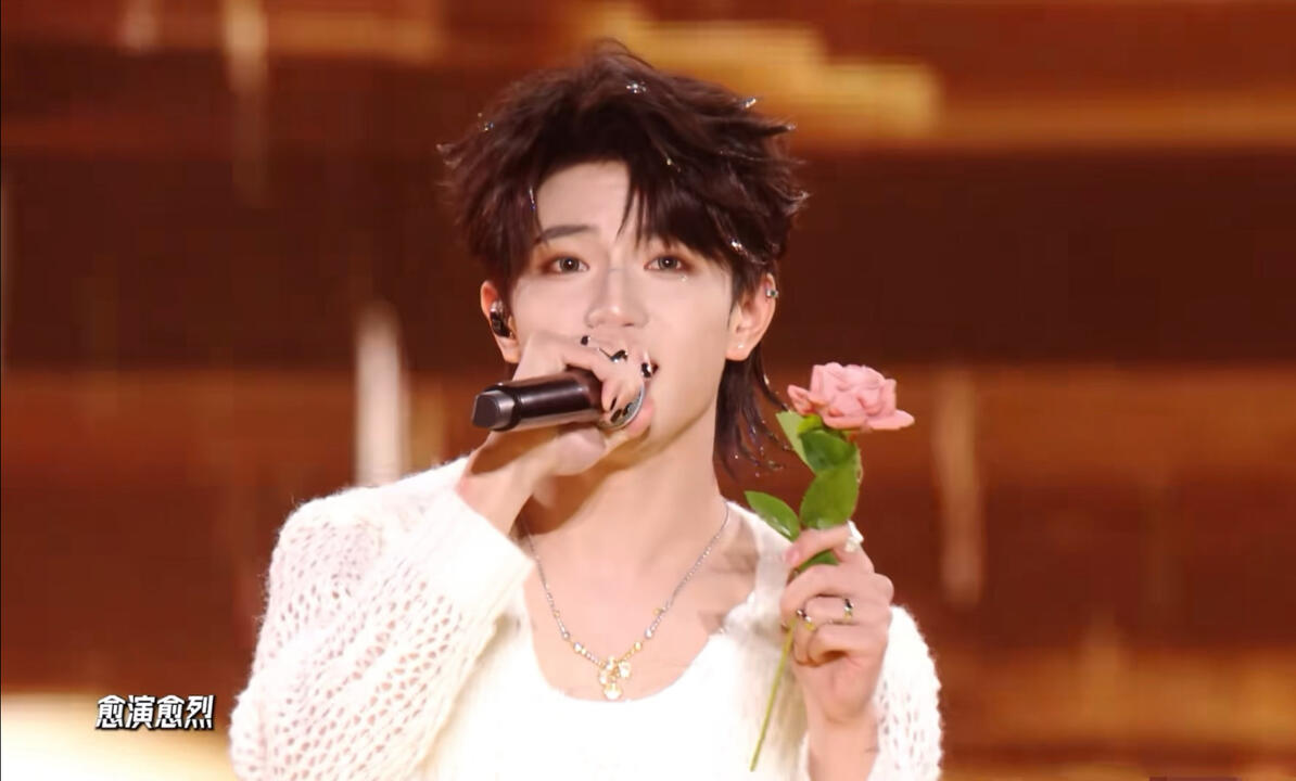 穆祉丞】《Love U So Much》官摄舞台纯享版｜250801WONDERLAND梦·始