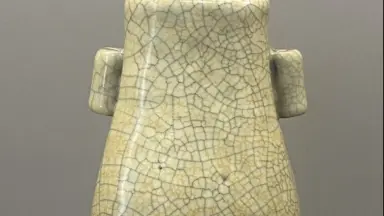 有款哥窑鹿耳瓶 哥窑贯耳瓶-哔哩哔哩_Bilibili