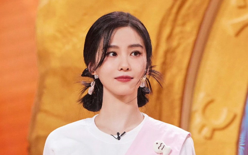 【刘诗诗】《你好,星期六》又萌又可爱的嘟嘴诗!