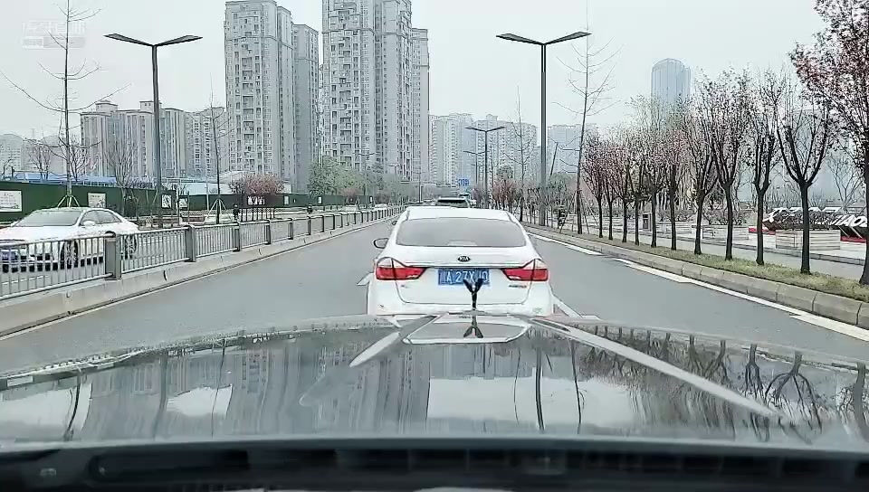 在石250开库里南劳斯莱斯接赵佳俊吃饭宇文泡路上遇见250奔跑赶车超级