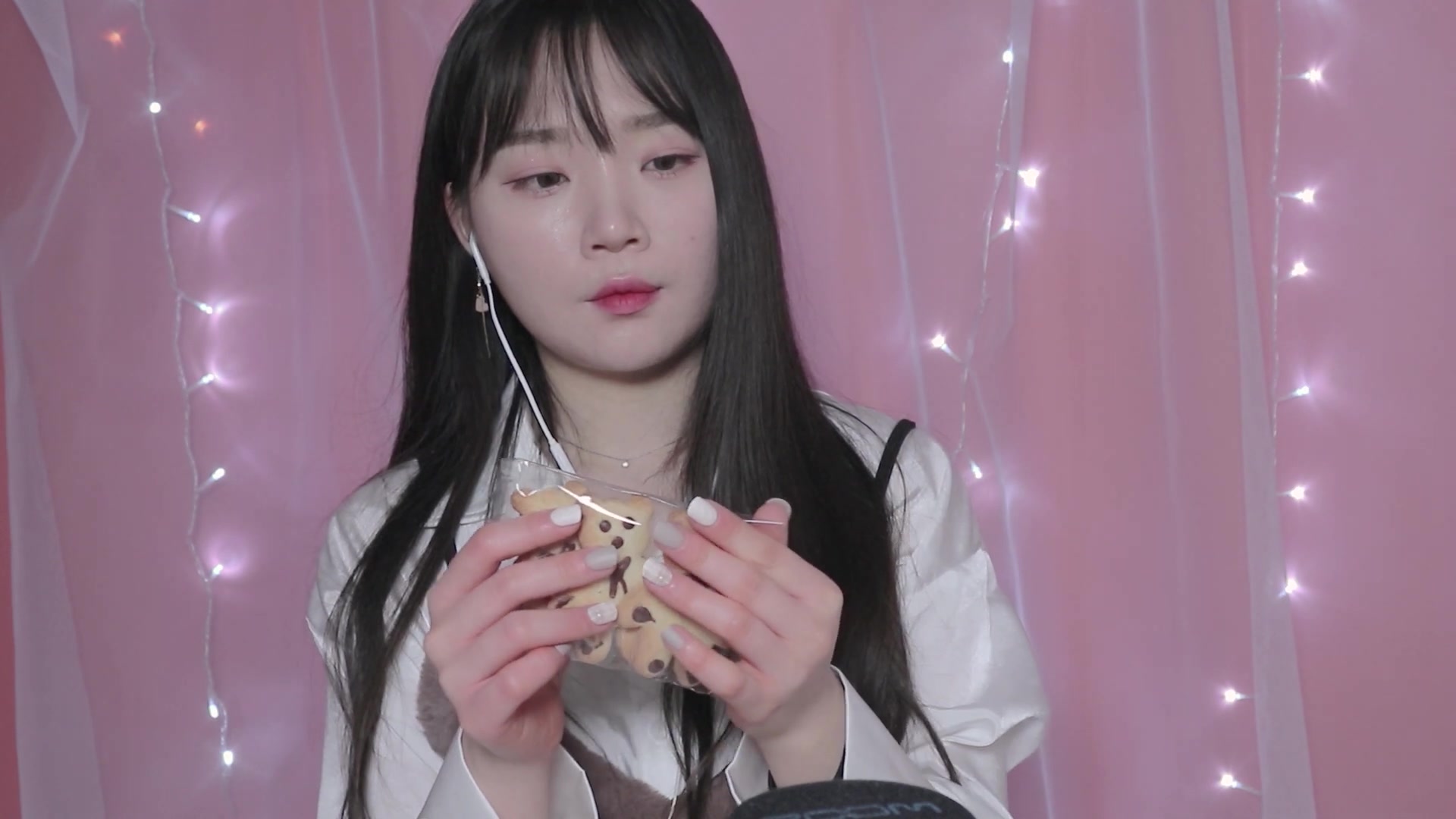 nara 助眠 塑料袋触摸声(不说话)_哔哩哔哩 (゜-゜)つロ 干杯~-bili