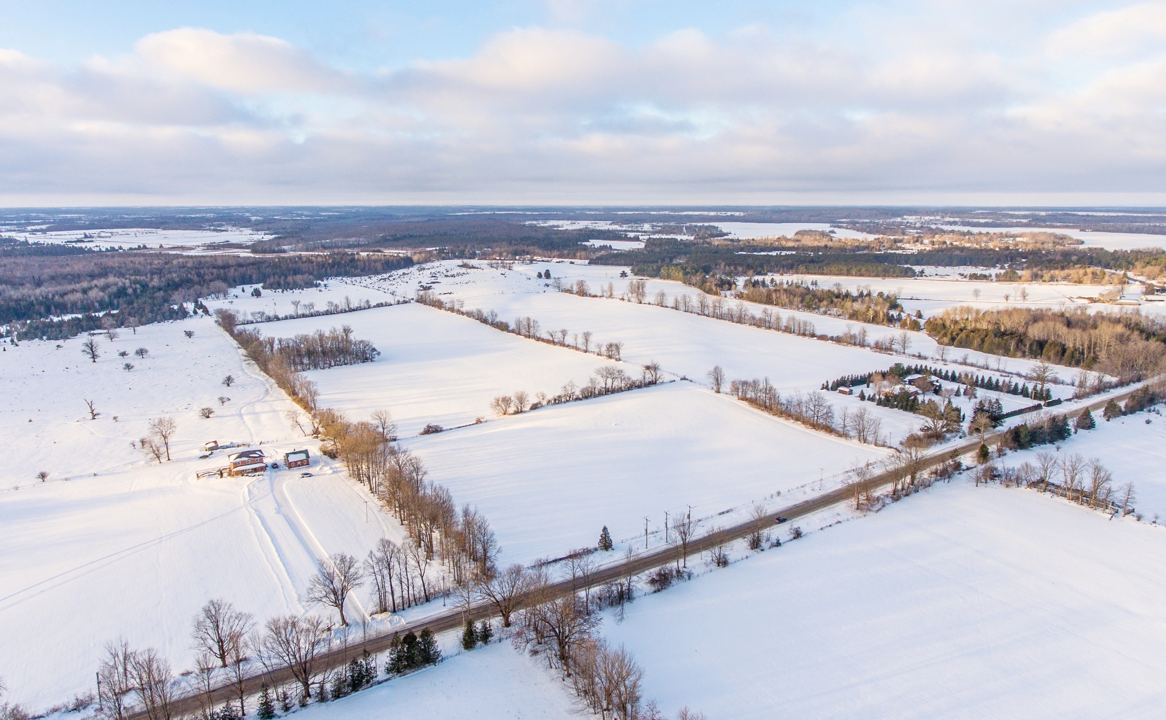 加拿大乡村清晨,实拍漂亮的雪景