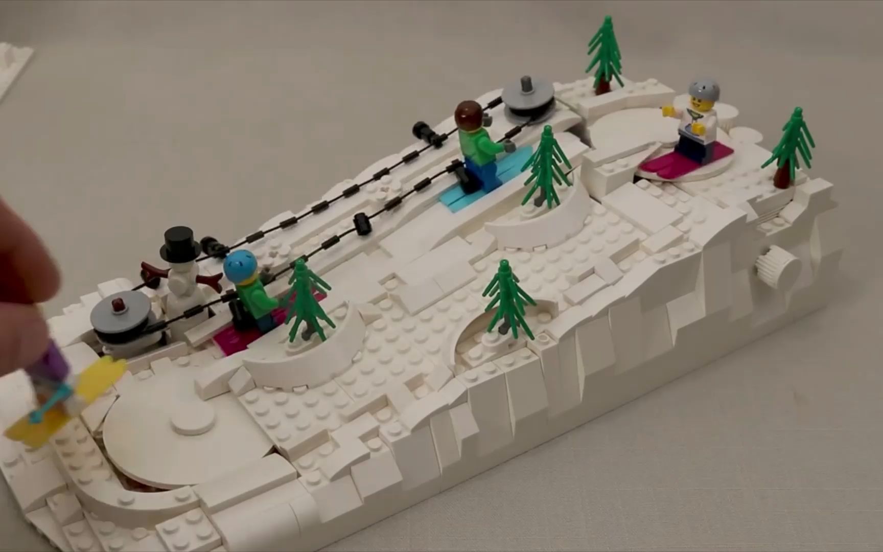 乐高高山滑雪扶梯 by jk