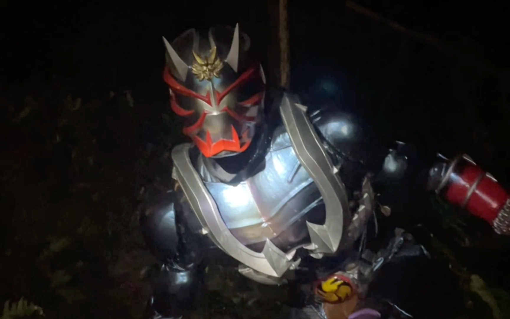 假面骑士响鬼皮套动作训练展示_哔哩哔哩_bilibili