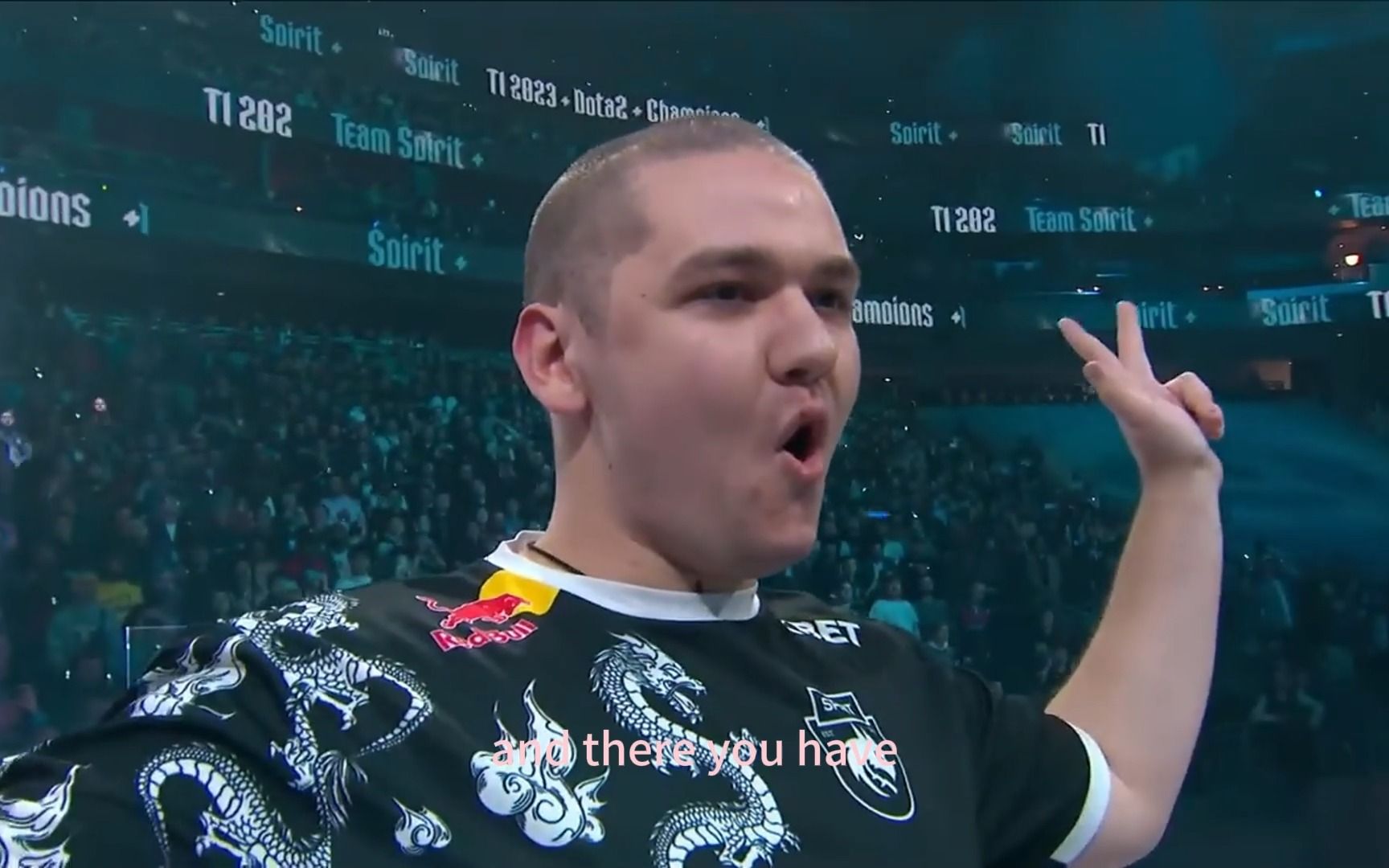 全场高呼"yatoro",什么叫国际巨星啊?(战术后仰)