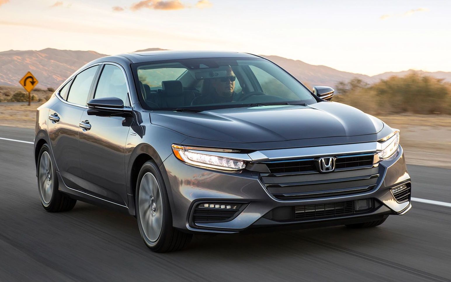 5t混动,油耗4.2l,新款本田insight轿跑正式亮相_哔哩哔哩_bilibili