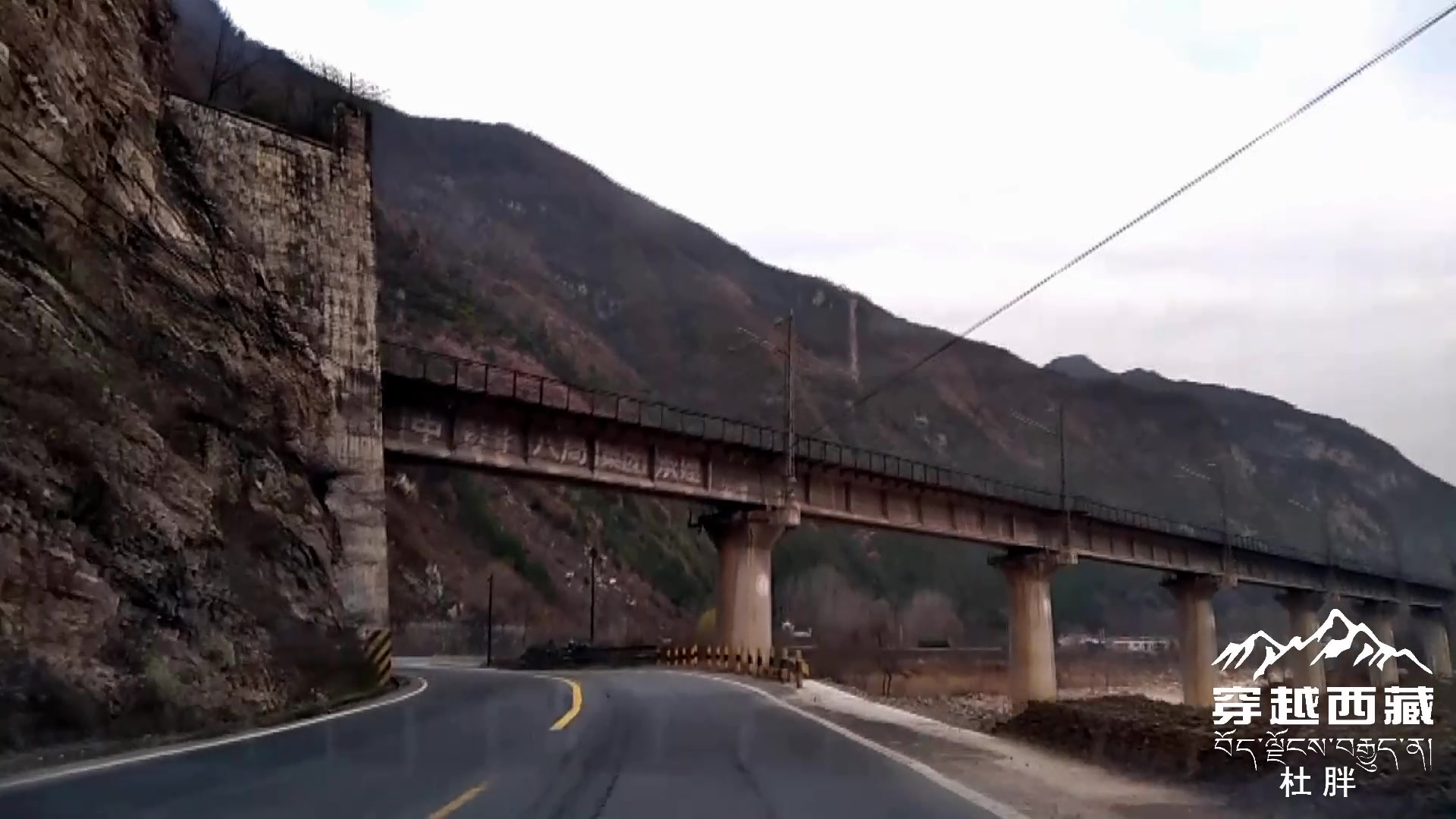 牛北公路属于甘肃天水还是陕西宝鸡 路边的苟家村太美了