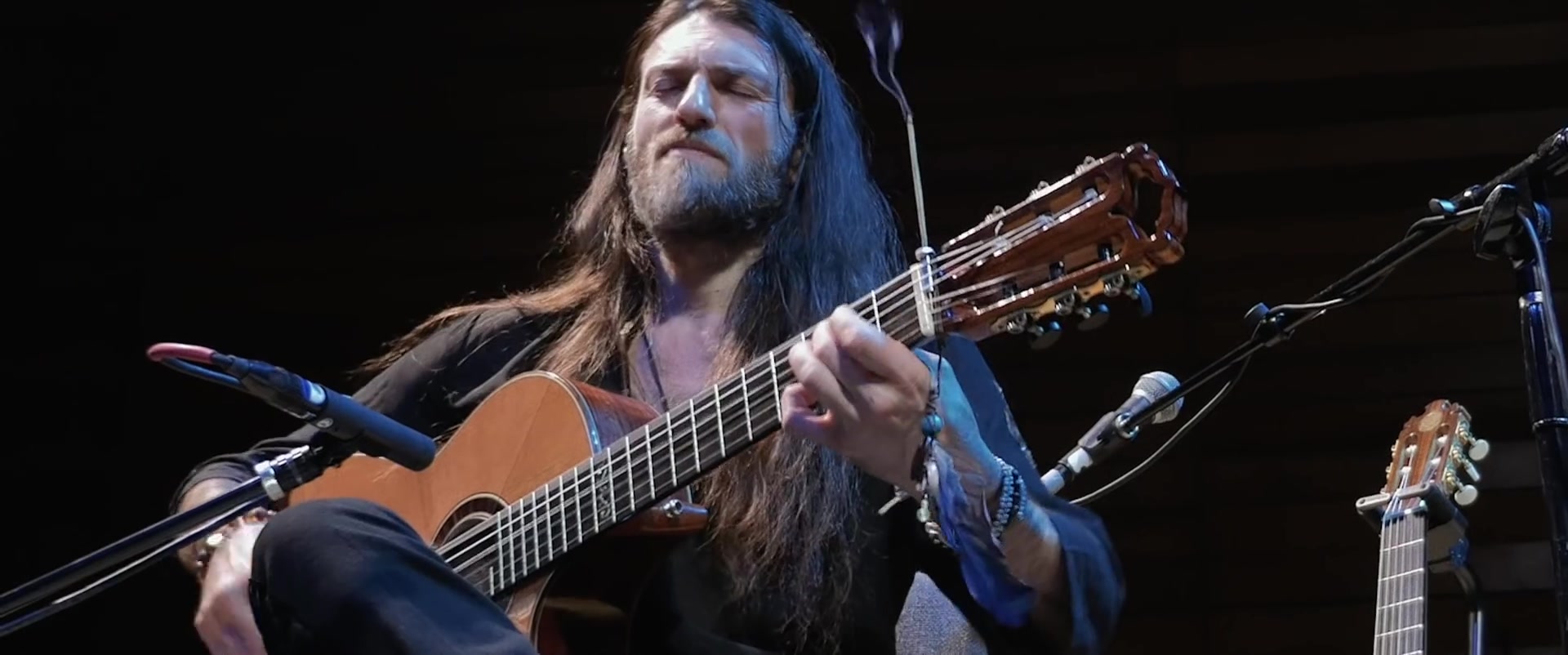 [图]Bird s Teardrops - Peia Luzzi, Estas Tonne - Ashland, Oregon 2018 (1080p)