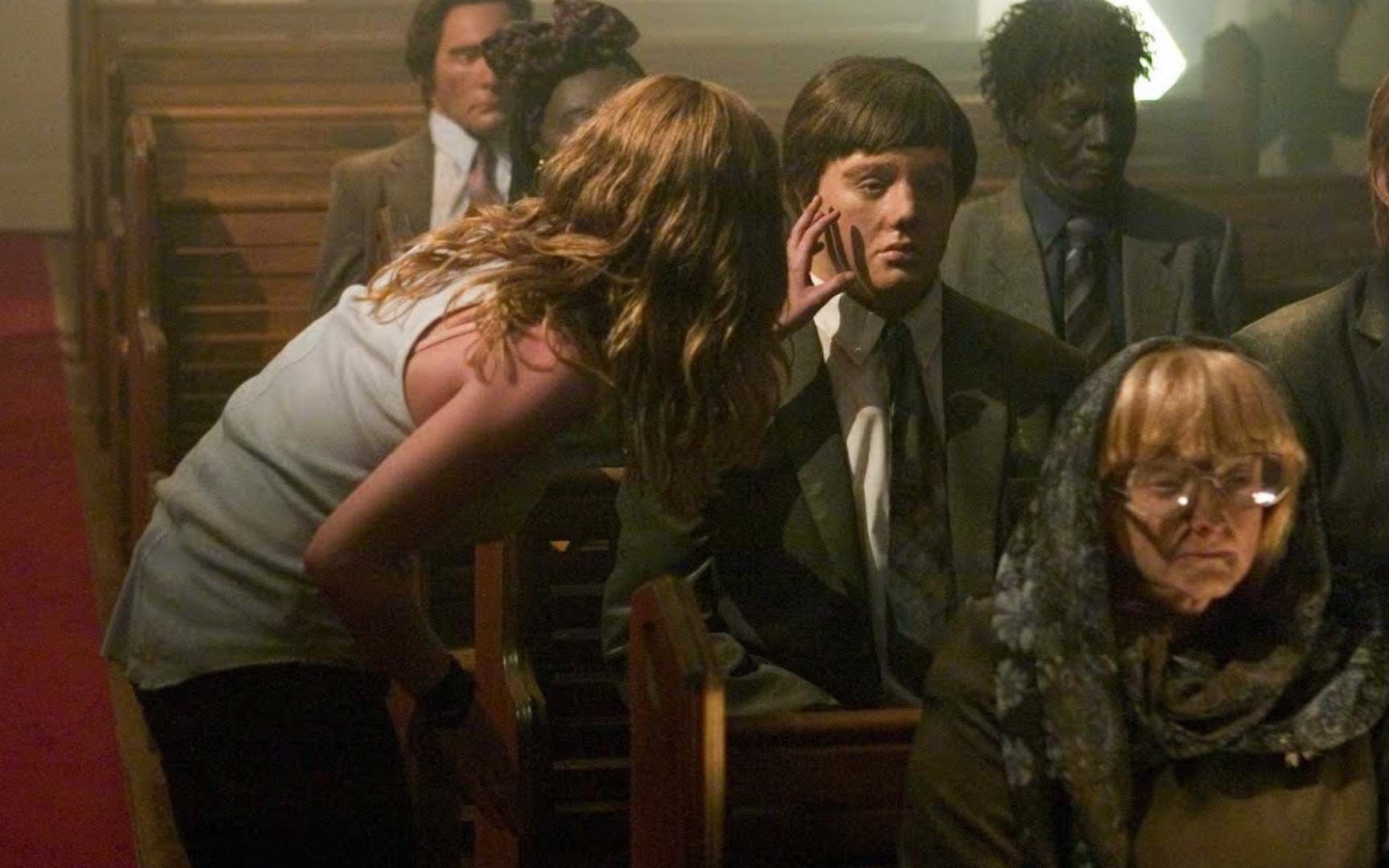 【扒】小镇活人全部被做成蜡像,好奇心害死猫,全程高能尖叫的恐怖惊悚