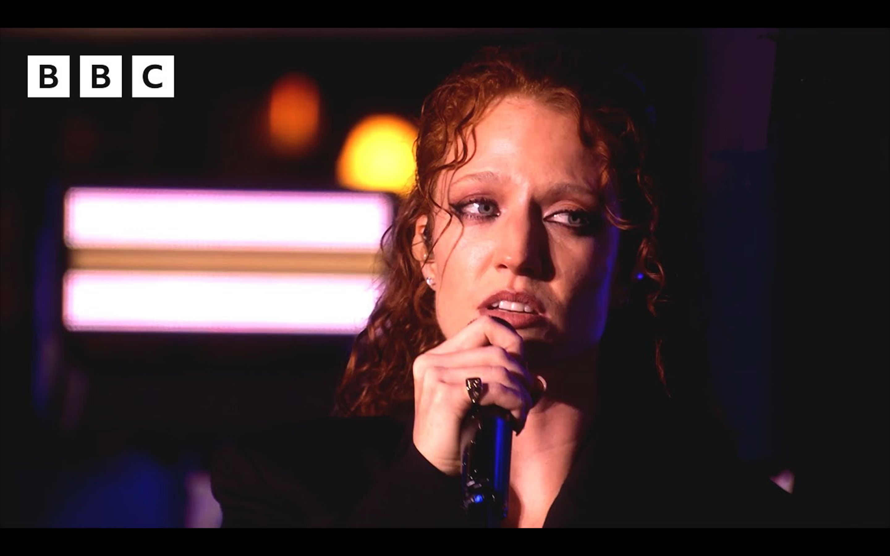 【jess glynne】「friend of mine」bbc the one show最新现场