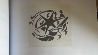 把格蕾修的刻印作为班徽并班级答辩