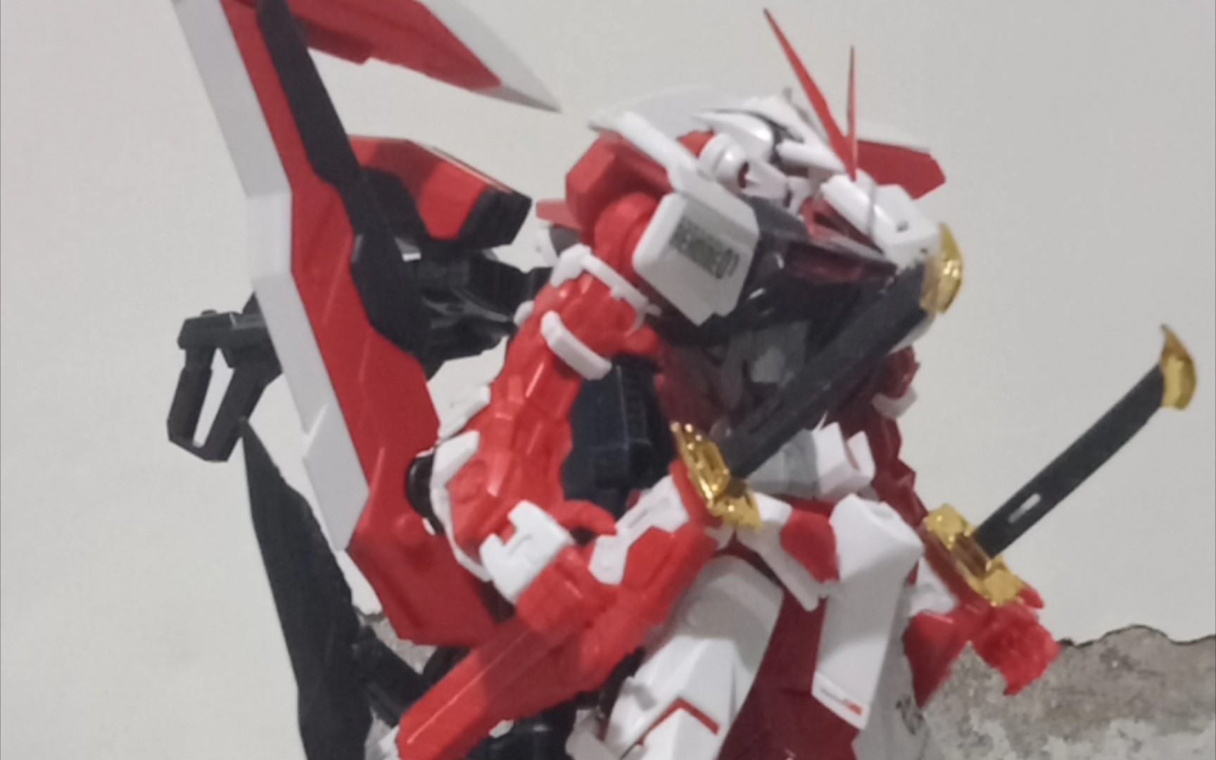 大班新6601红异端,素组,姿势分享