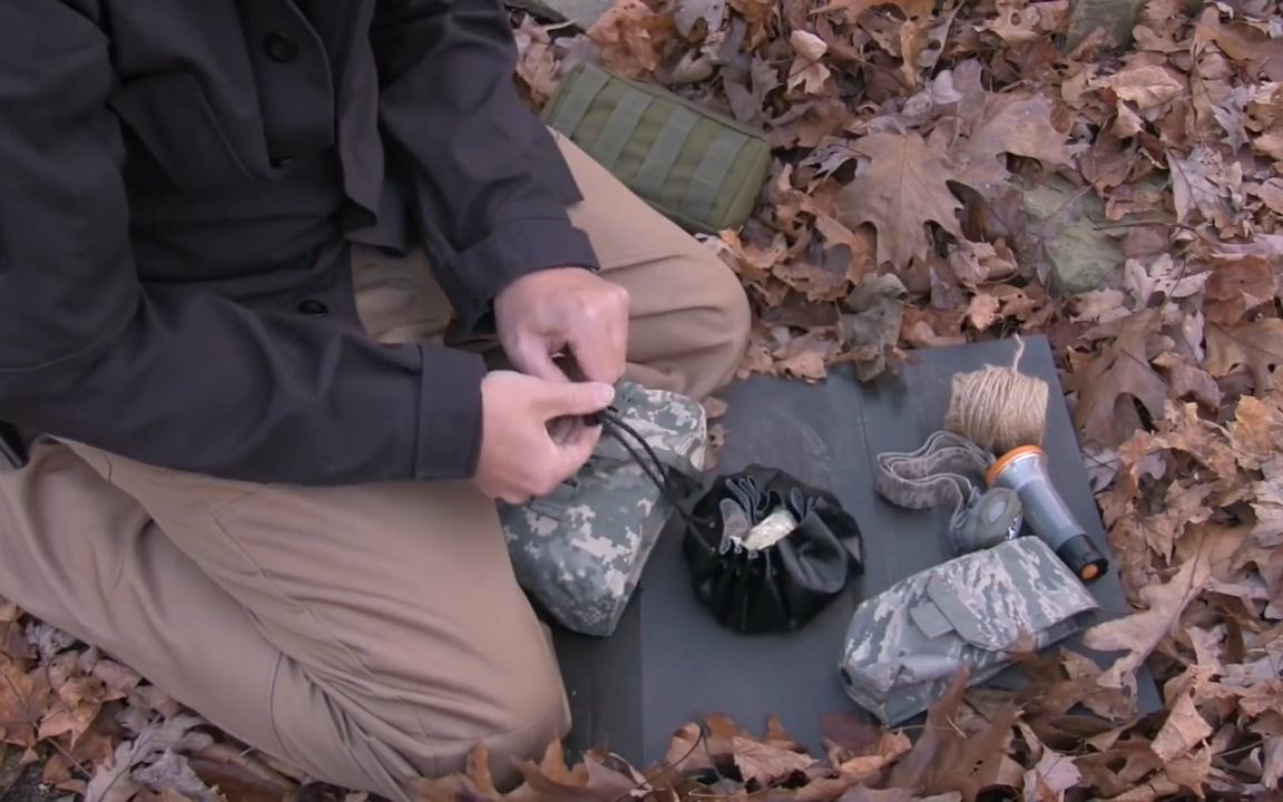 [图]露营装备 Bushcraft & Wild Camping Full Kit Loadout