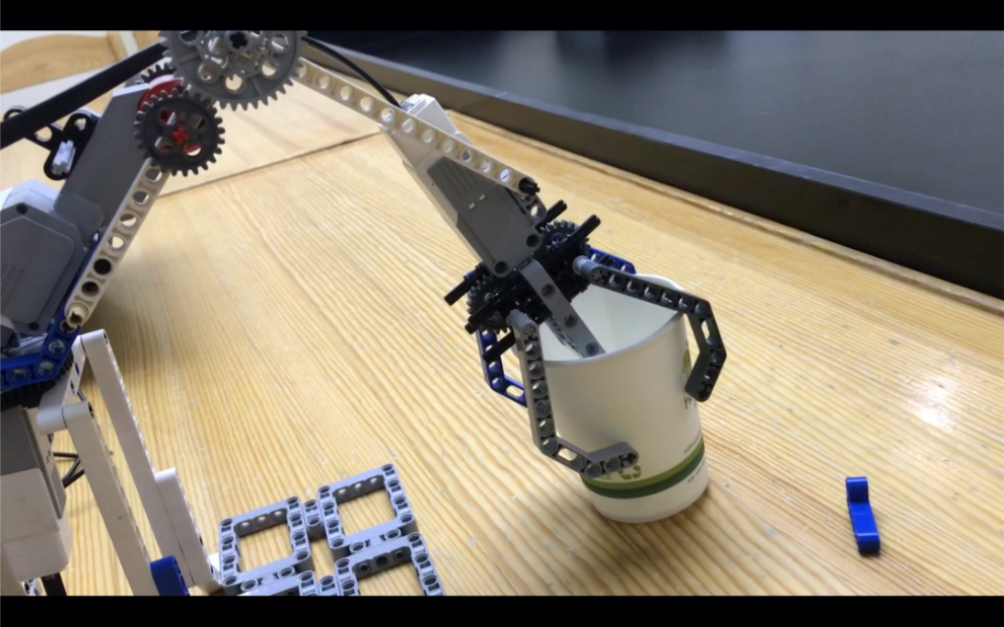 用乐高ev3来做一个机械臂