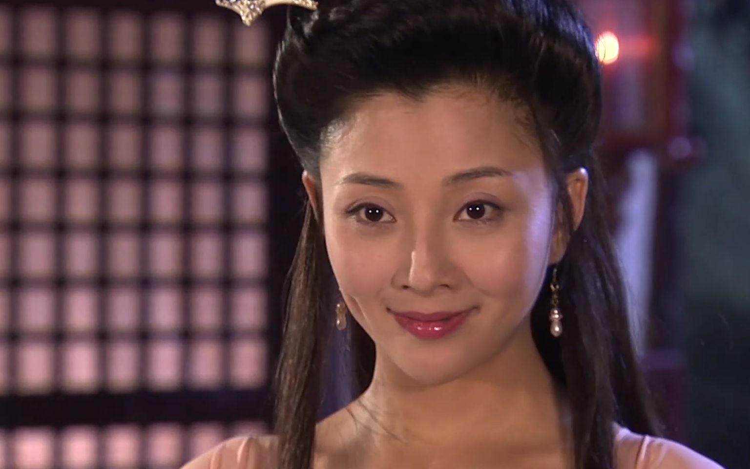 杨玉环殷桃惊鸿一梦生当归复来死当长相思