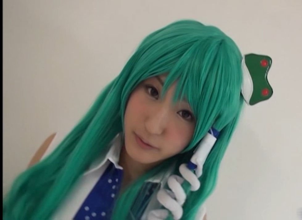 东风谷早苗cos拍摄