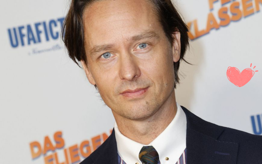 【汤姆希林】tom schilling rbb 电台节目采访 2023年10月12日播出