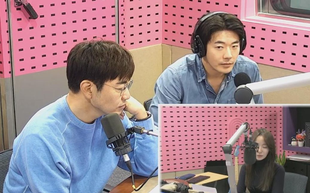 [图]20191014李钟赫 权相佑参加SBS的FM《朴善英的Cine Town》的电台节目