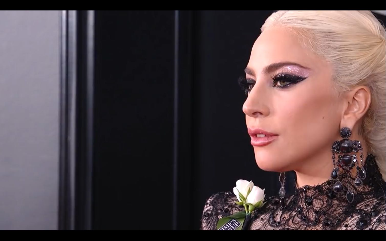 ladygaga嘎嘎格莱美红毯视频合集