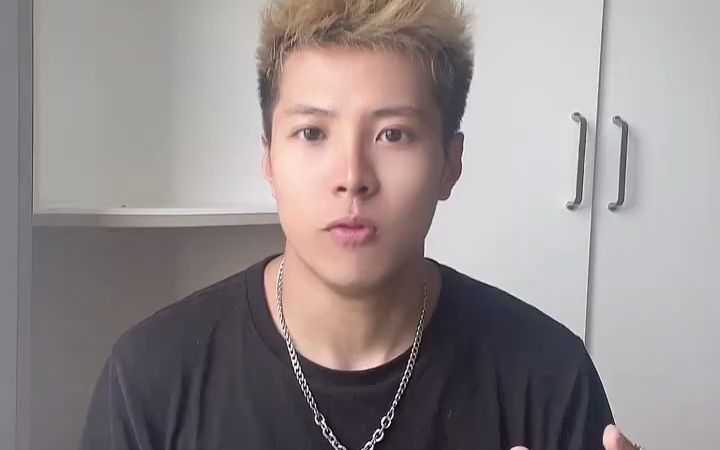 华裔vlog自信说英语 中式英语也可以很酷哔哩哔哩bilibili