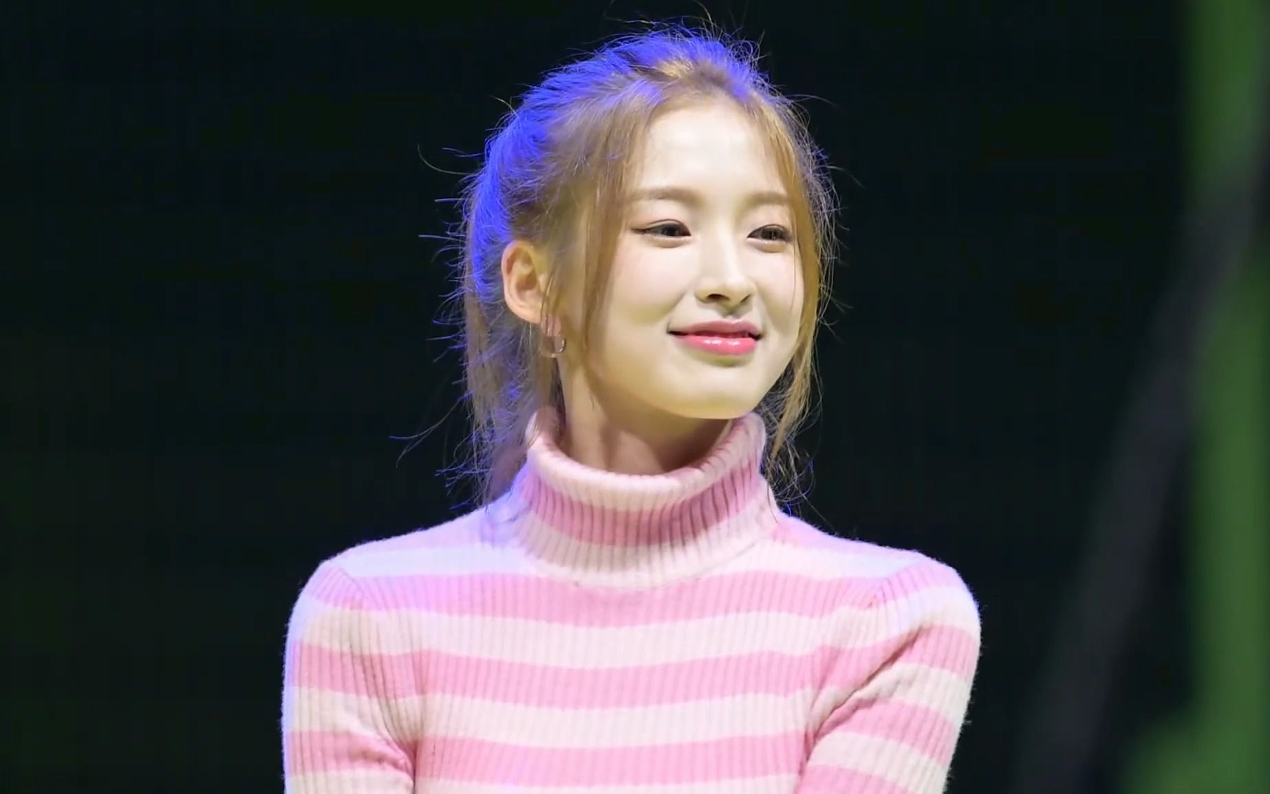 【4k】ohmygirl 粉衣甜妹arin(崔乂园) fancam "dolphin" "nonstop" "