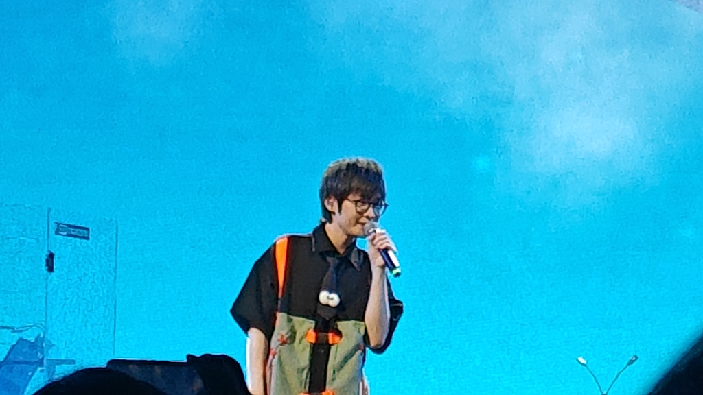 "自留存档"【西瓜jun星际狂想巡回演唱会】广州场嘉宾 叶洛洛>-《蓝鲸