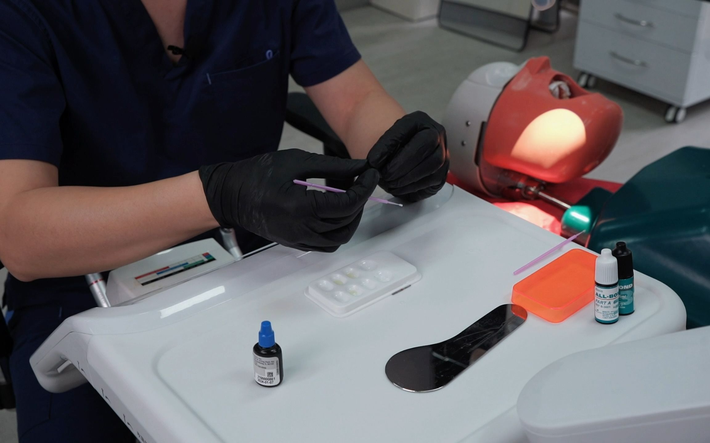 29-显微瓷贴面牙体预备——显微瓷贴面粘接—精密粘接