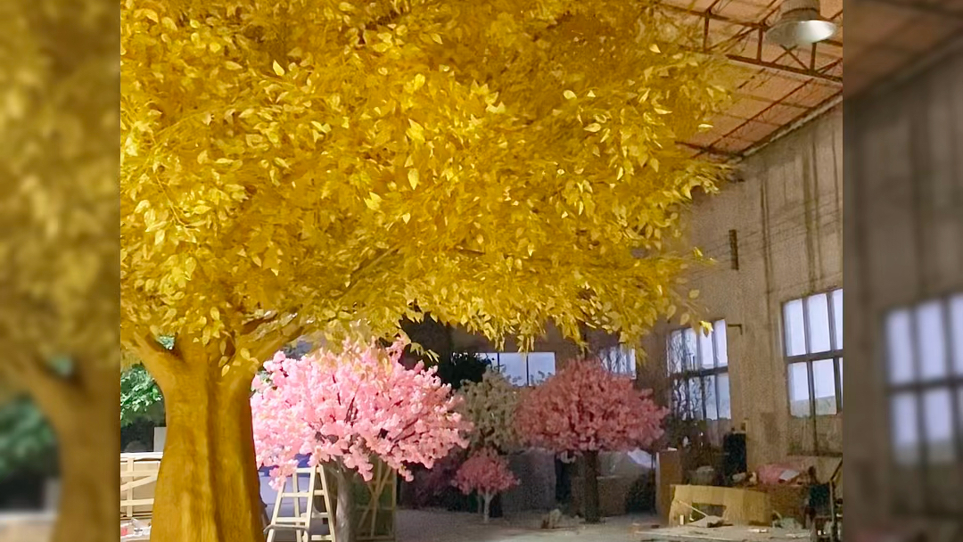 室外户外造景假树金色仿真榕树商城美陈道具新年春节装饰定制