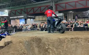 Download Video: 2024 BMW R1300GS Trophy Offroad Demo @ Motorcycle Live 2023