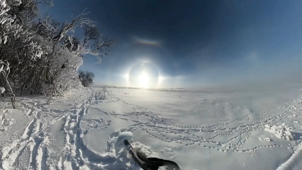 "幻日"彩虹本就非常罕见 遇见即是幸运 愿你写下什么 五月都会实现