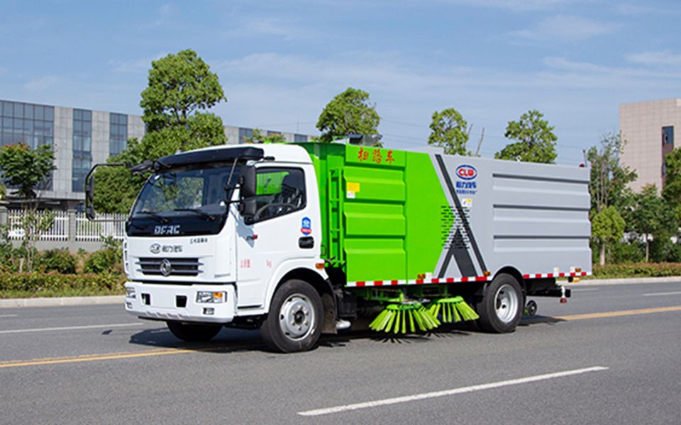 [图]扫路车 ---专用汽车厂家直销