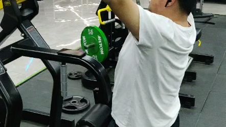 宽距悍马机高位下拉