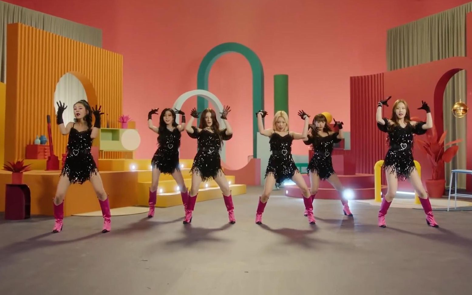 又一个魔曲诞生了momolandthumbsupmv舞蹈版4k高清舞蹈版