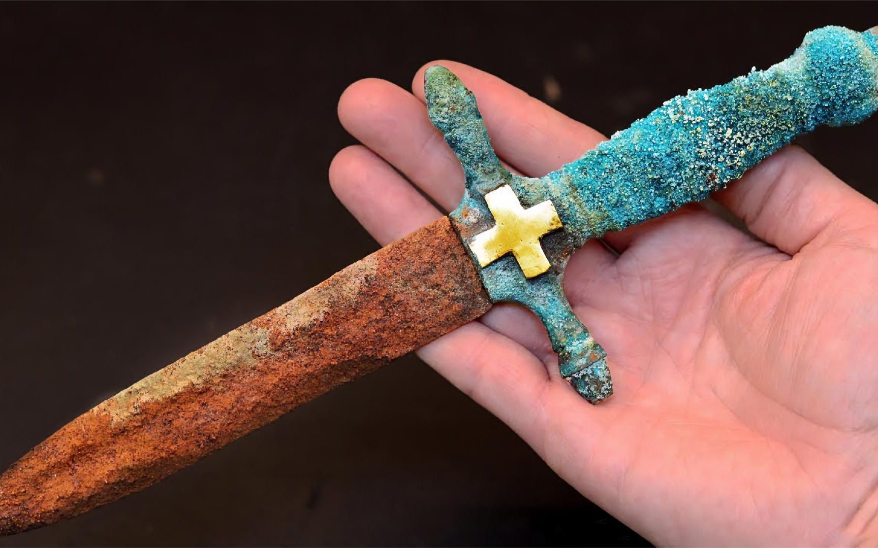 捡到一把古董级匕首,破除包浆瞬间锋芒毕露,这绝对是把"神器"