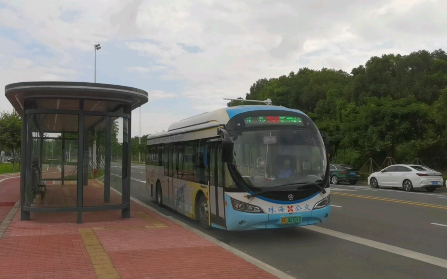 珠海公交z82路会同北路南站进出站