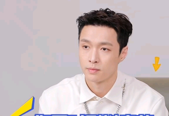 【张艺兴】ceo刷抖的日常