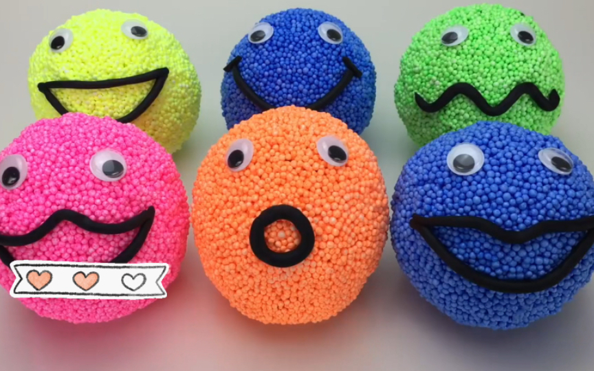 玩快乐悲伤笑脸泡沫惊喜彩蛋 找到迪士尼公主托马斯的乐趣 学习颜色