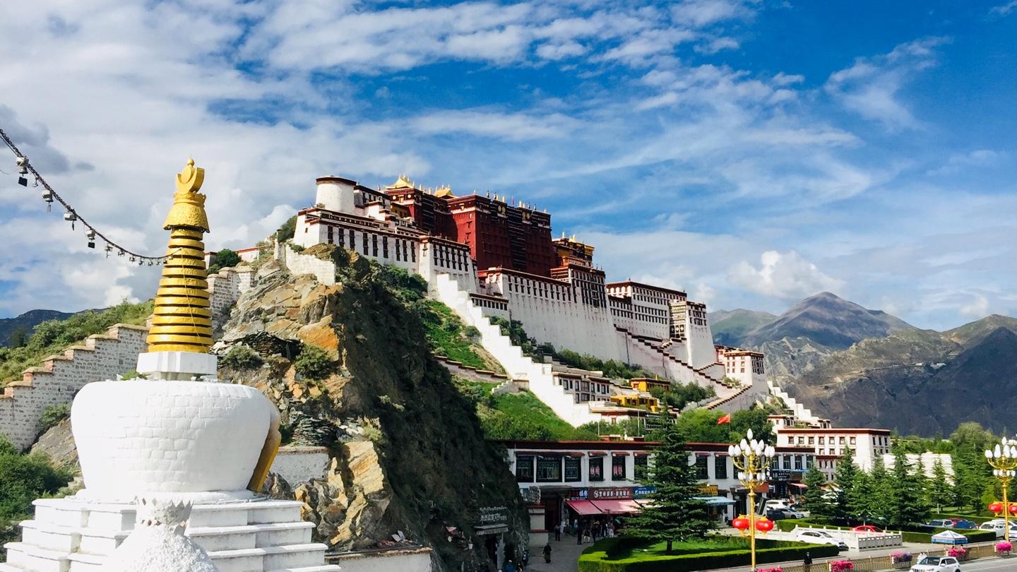 布达拉宫风景,药王山五十元网红打卡点,热恋庆祝西藏解放70周年