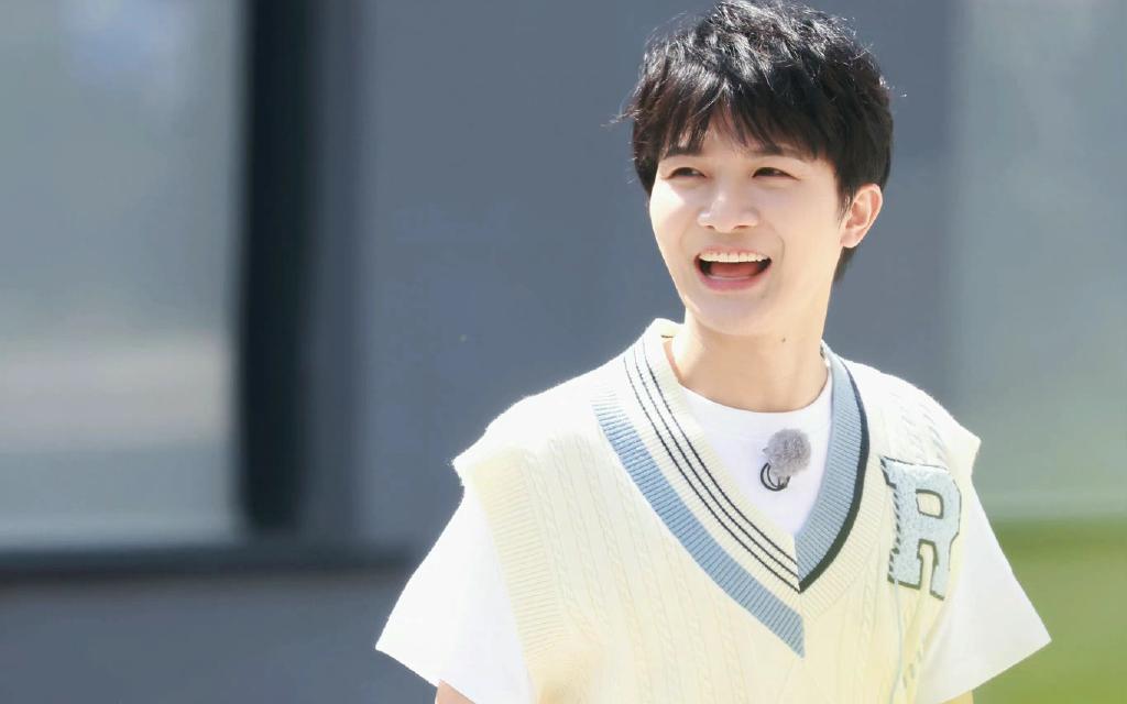 周深跑男特别季路透 稻田里的崽子太可爱了!我的快乐回来了!