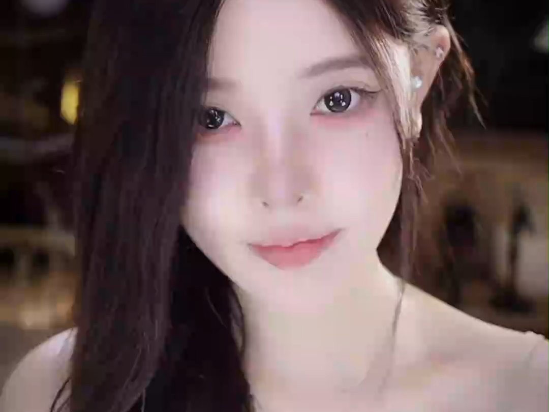 抖音 [恩七不甜(声控助眠)][你睡不着吗?要不要戴上耳机进来听听看?