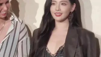 张嘉倪正式复出营业了