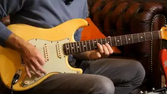 Descargar video: Fender Stratocaster  CS 和 元年的差距到底有多少？25分 比 100分！