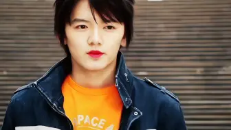 小陆女装？大地会女装？咱们小陆就不会吗？纯属娱乐哈二创#捷德奥特曼 #特摄 #滨田龙臣 原创：@佳有良小子 ，随便做的