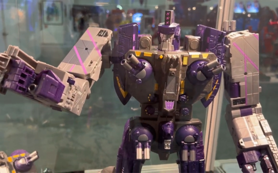 新品展会视频:传世联合泰坦级潮汐波,g1塞星千斤顶,mp44s 变形金刚