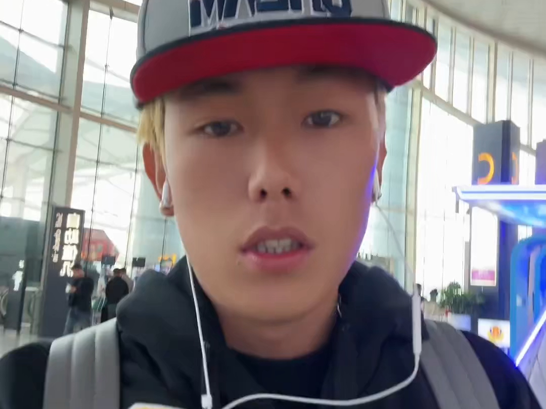 "上面根本就没有谢帝"诺米呼吁网友不要去拍摄点扰民